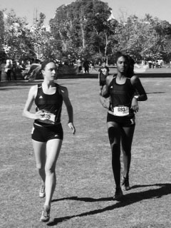 Kate '15 and Bianca '16 running in their meet on October 4th. 