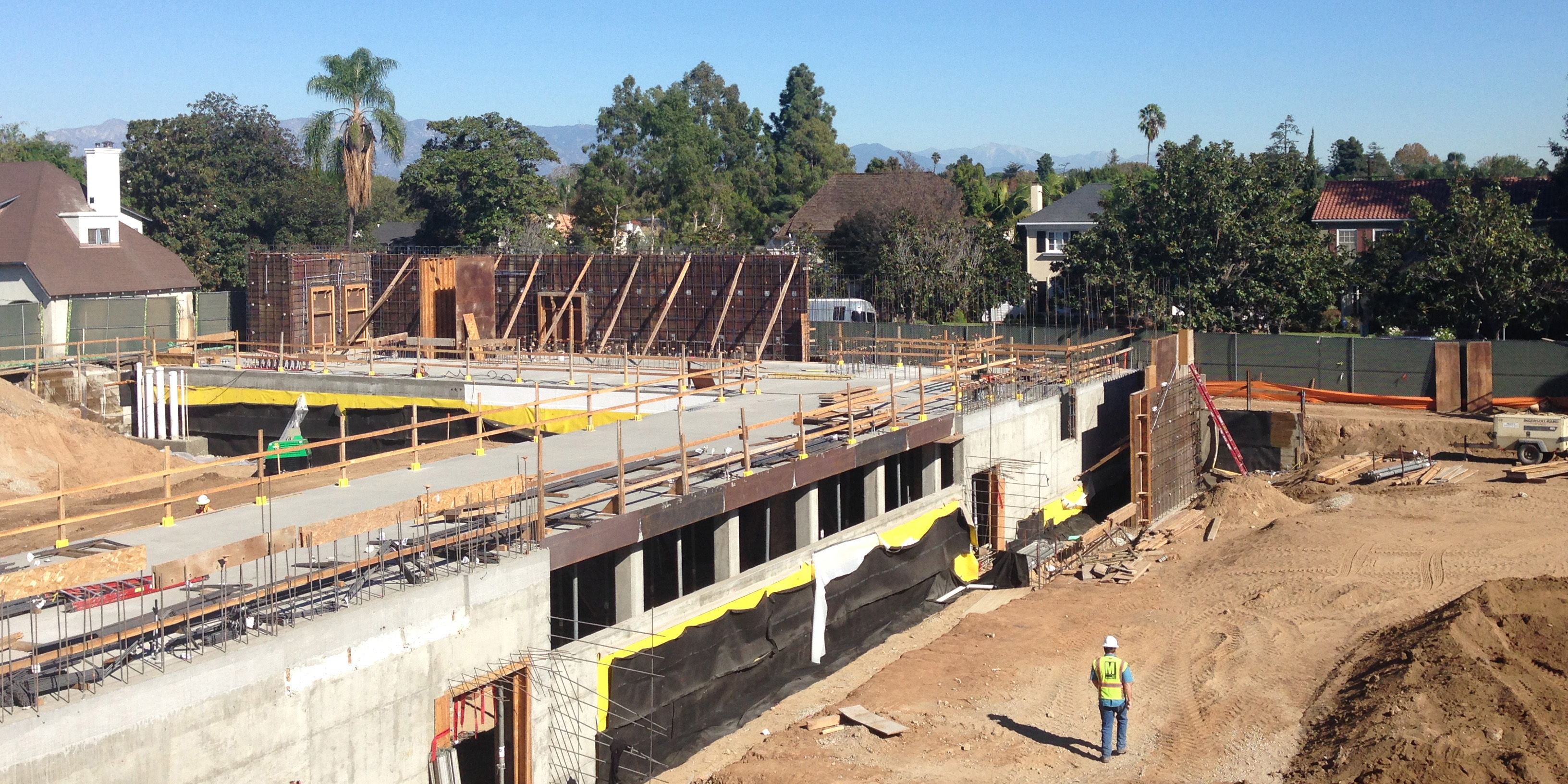 The Arden Project is accelerating construction in order to accomodate predicted El Nino storms.   Photo by Sarah Ryan '17