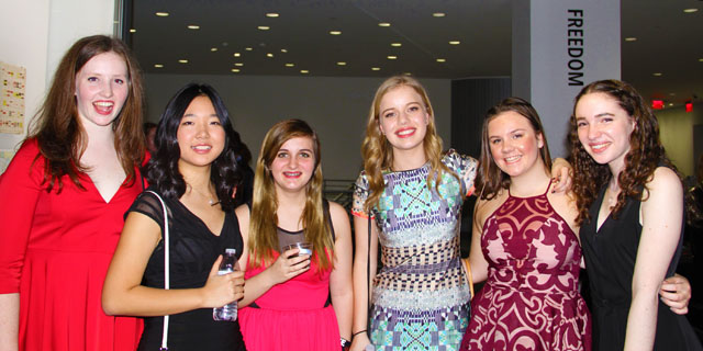 Emma Johnson '18, Amanda Yuen '18, Olivia Hockley-Rhodes '18, Caelan Johnston '18, Abby Kadlec '18 and Emily Bragin '18. 