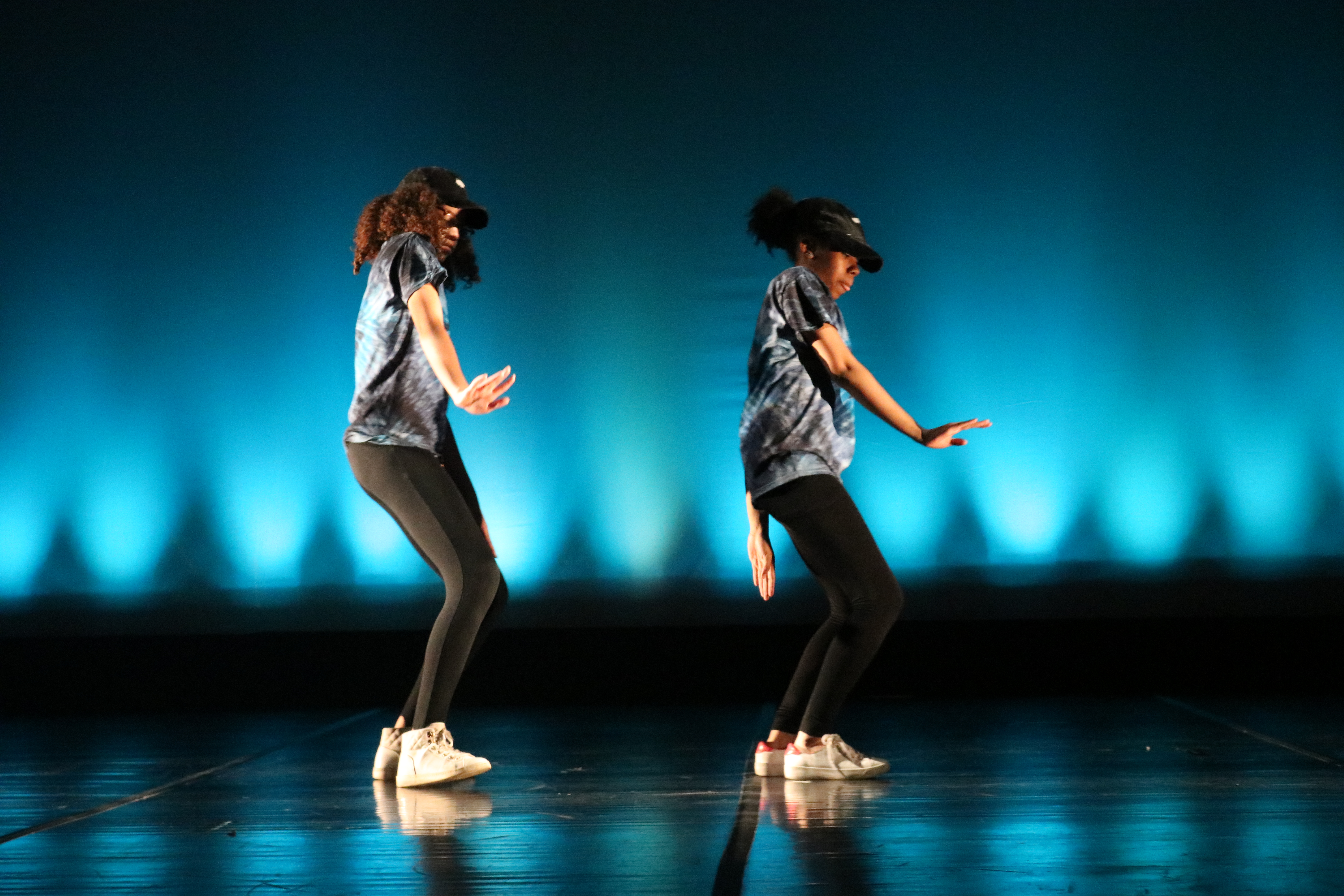 Raina Bates ’18  and Jaden Hunter ’18 perform a hip hop dance.