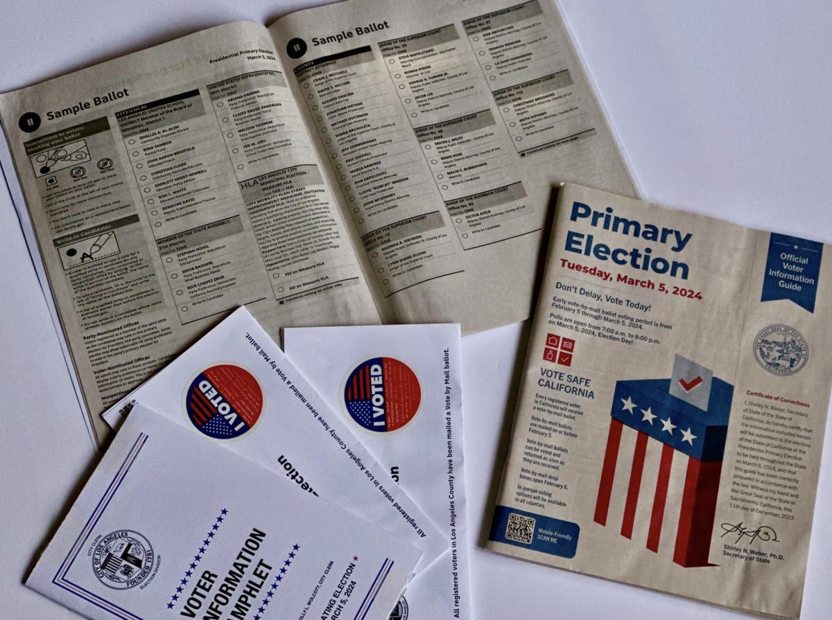 The+contents+of+Californias+mail-in+ballot+for+the+March+5th+primary.+